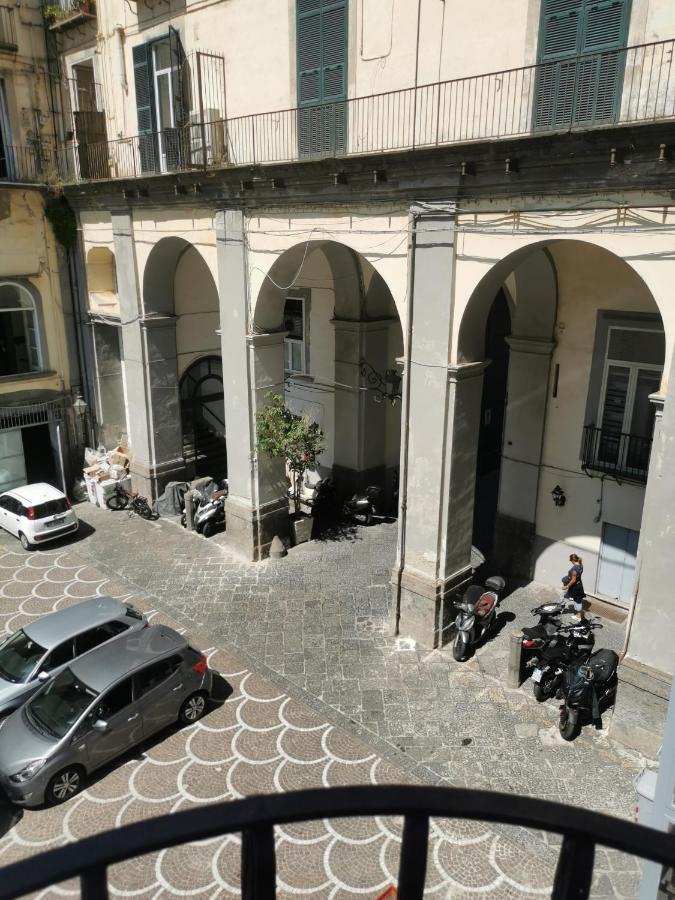 Апартаменты Napoli Centro Chiaia Экстерьер фото